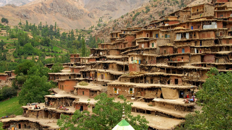 روستای سرآقا سید